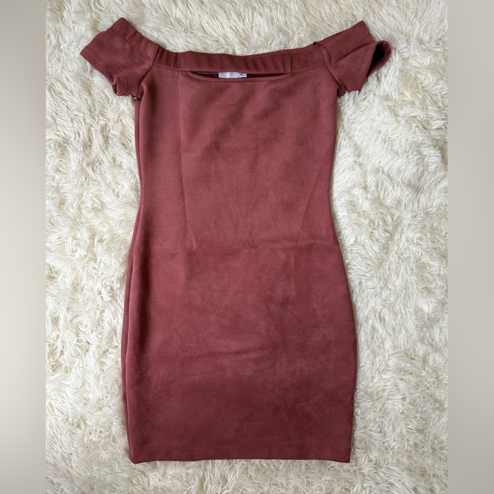 G by Guess Off the shoulder Mini Dress